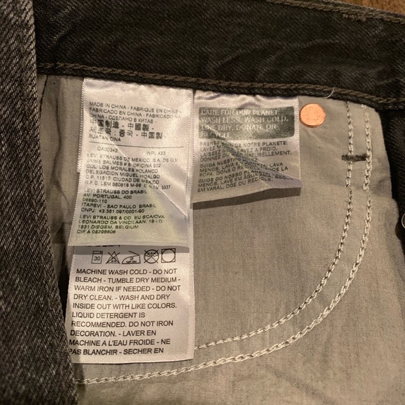 Levi’s Wedgie Short - Picture 7 of 8